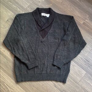Bugatchi | Vintage Pine Green and Charcoal Knit V-Neck Sweater Size Large